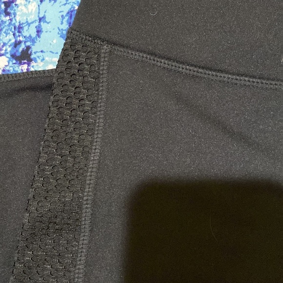 NWT - activewear - leggings/bralette/tank/hoodie - Picture 10 of 10